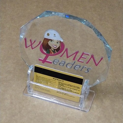 Featured Crystal Award